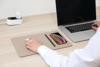Kép Mouse pad with high-speed wireless charging POUT HANDS 3 PRO latte cream (POUT-01101C-LC)